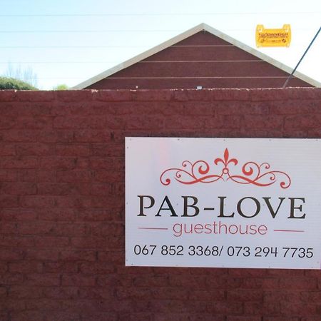 Pab-Love Guest House Kuruman Exterior photo