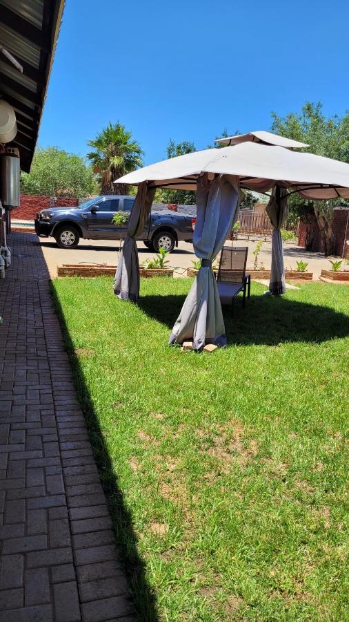 Pab-Love Guest House Kuruman Exterior photo